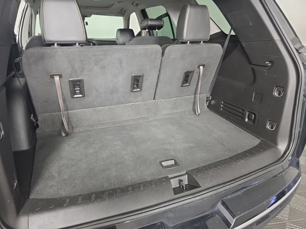 Used 2018 Chevrolet Traverse Premier AWD/4WD image 34