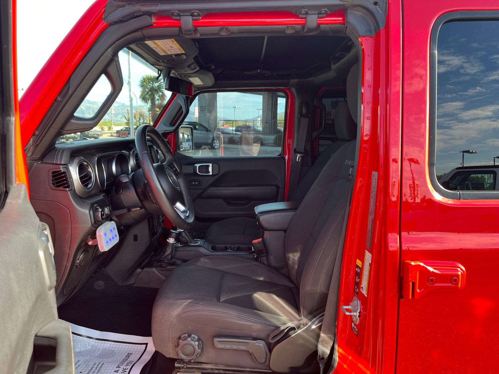 Certified 2023 Jeep Gladiator Overland w/ Trailer Tow Package image 14