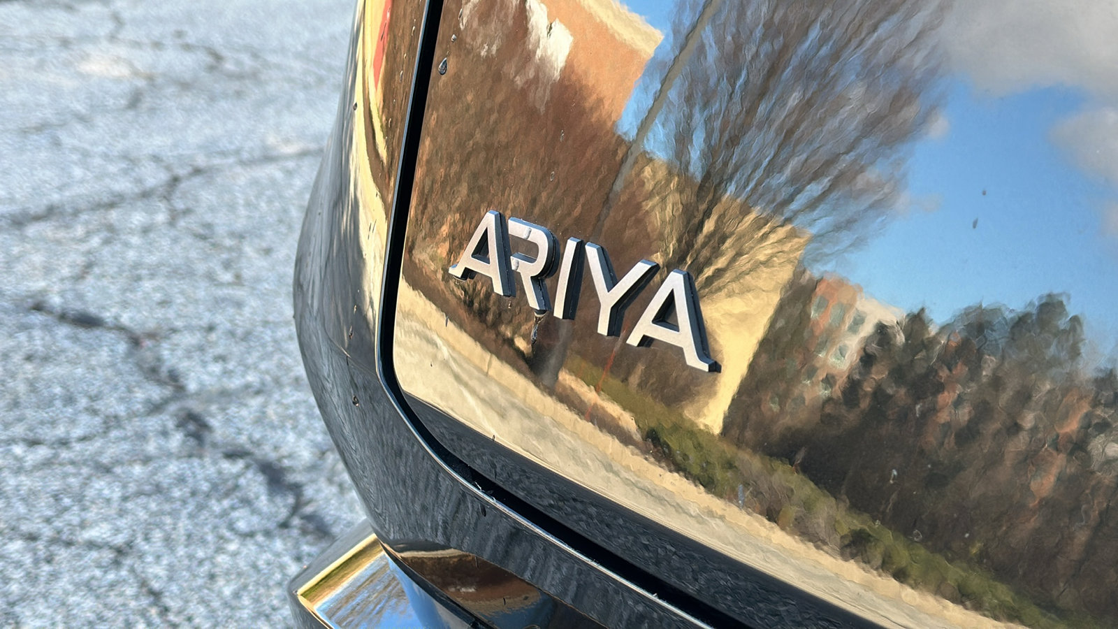 Certified 2024 Nissan Ariya AWD image 9