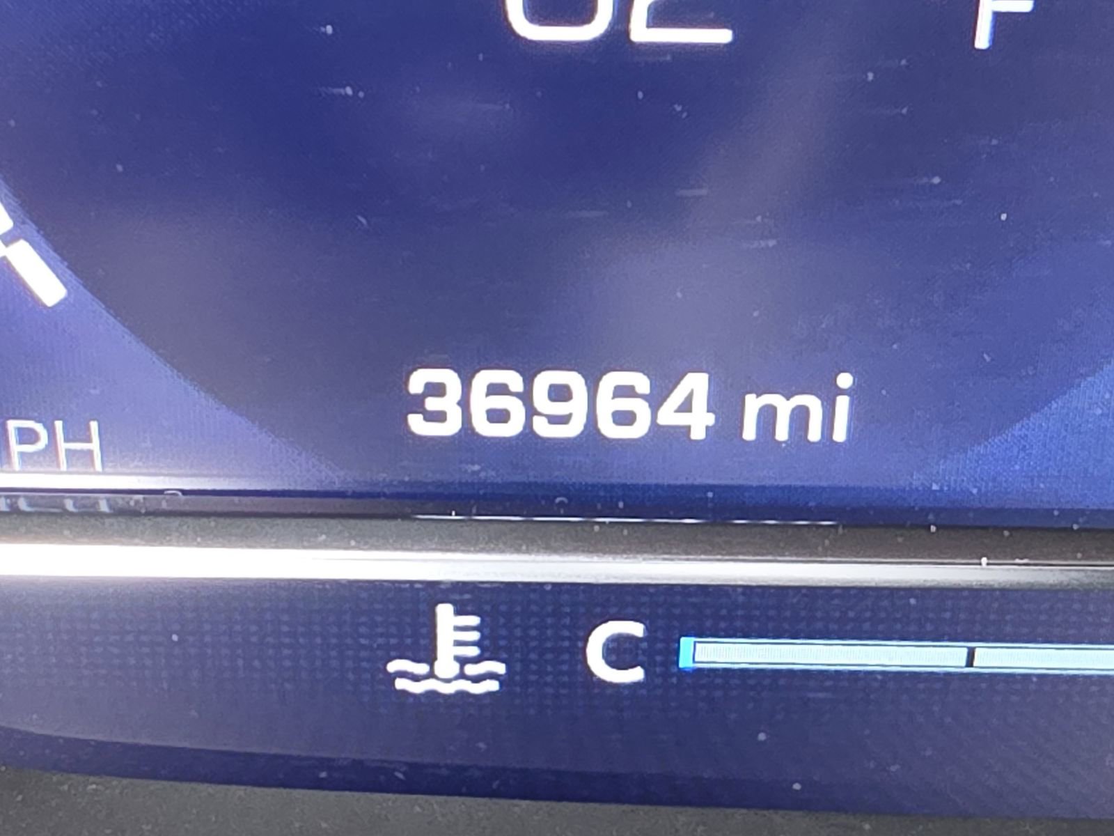 Used 2024 Chevrolet Tahoe RST w/ Luxury Package AWD/4WD image 12