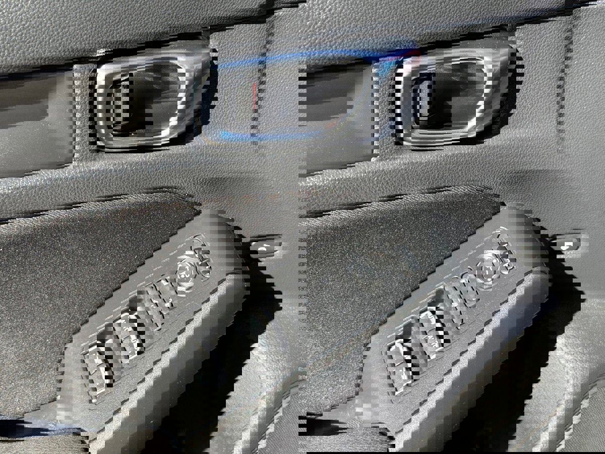 Used 2023 Honda Civic Sport image 30