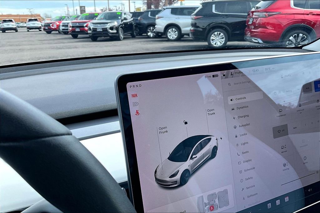 Used 2020 Tesla Model 3 Long Range image 19