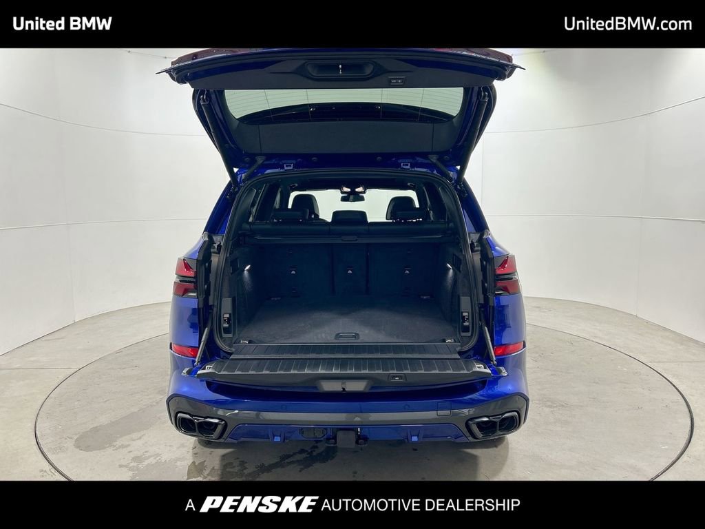 Used 2025 BMW X5 M60i w/ Executive Package image 22