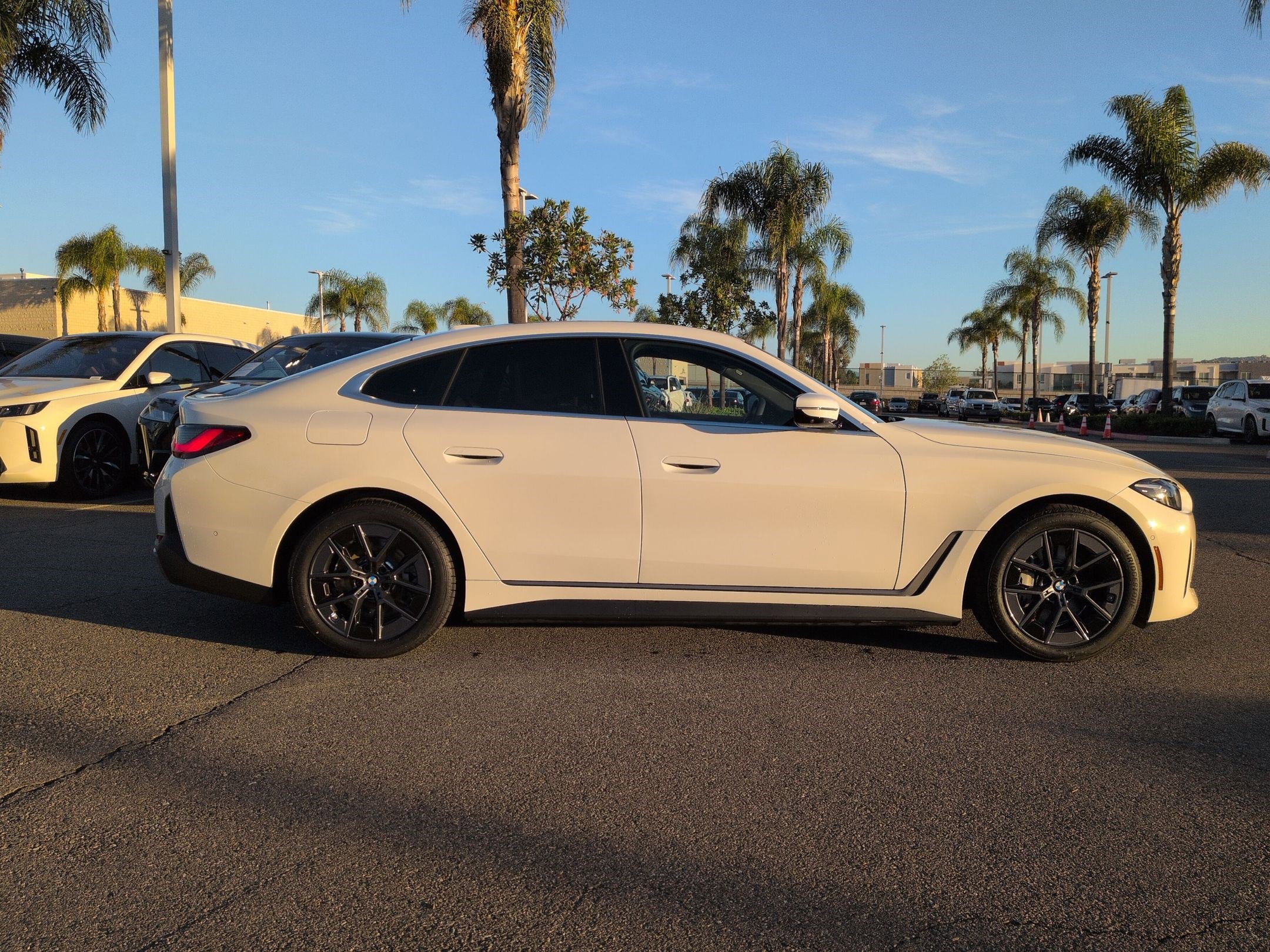 Used 2025 BMW i4 eDrive40 w/ Parking Assistance Package image 11