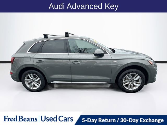 Used 2023 Audi Q5 2.0T Premium w/ Convenience Package image 9