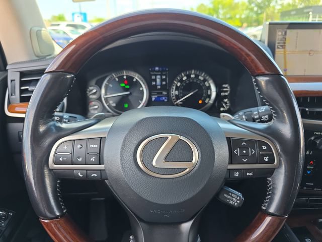 Used 2018 Lexus LX 570 4WD w/ Luxury Package image 22