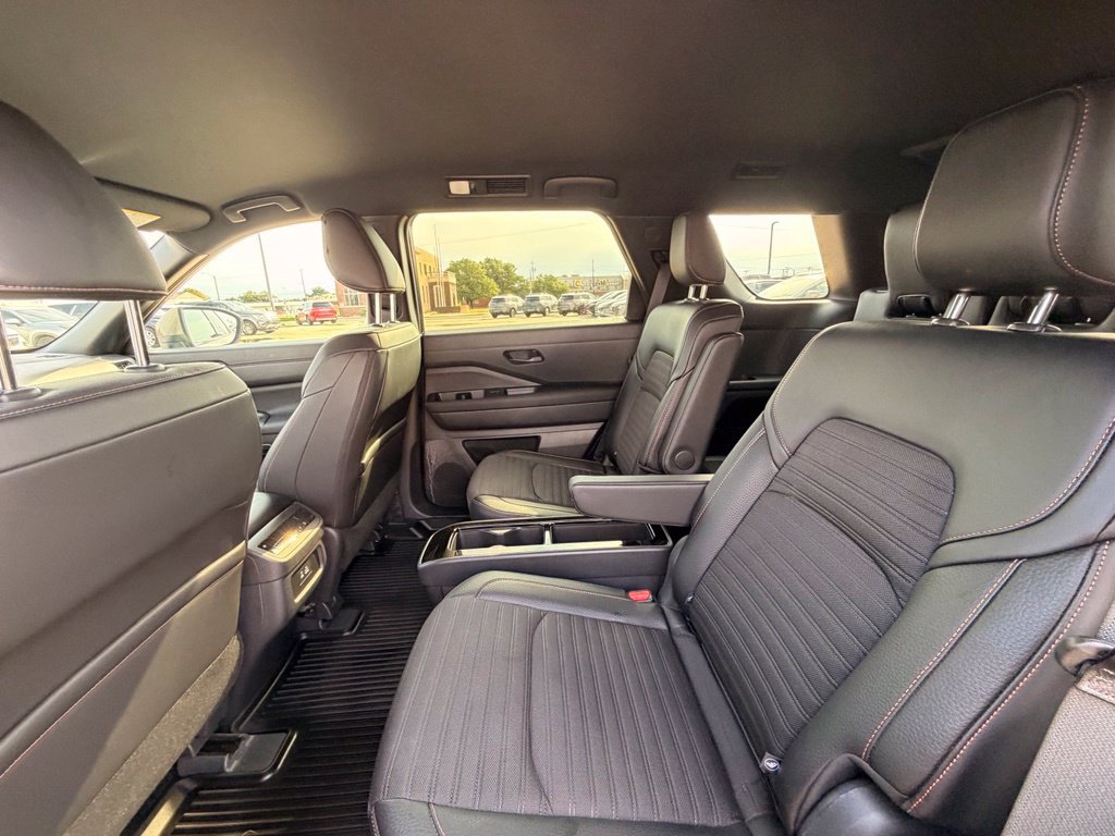 Certified 2025 Nissan Pathfinder Rock Creek AWD/4WD image 16