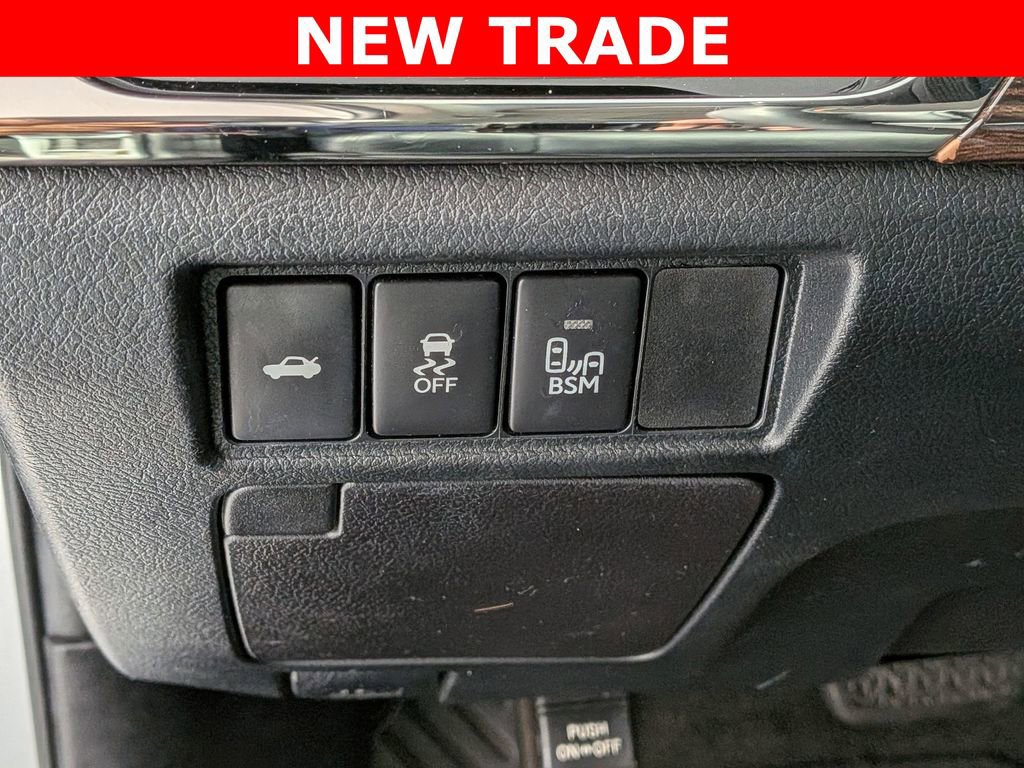 Used 2015 Toyota Avalon XLE Touring image 11