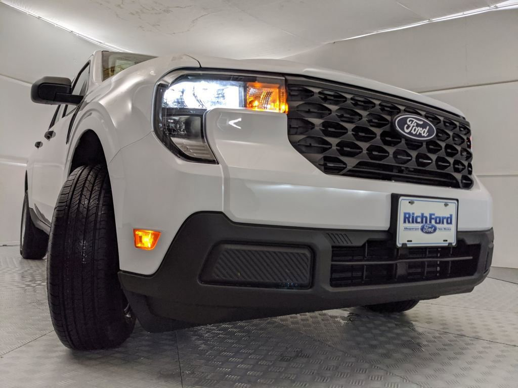 New 2026 Ford Maverick XL image 28