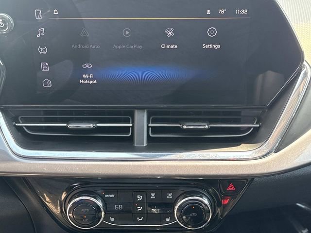 Used 2025 Chevrolet Trax ACTIV w/ Driver Confidence Package image 31