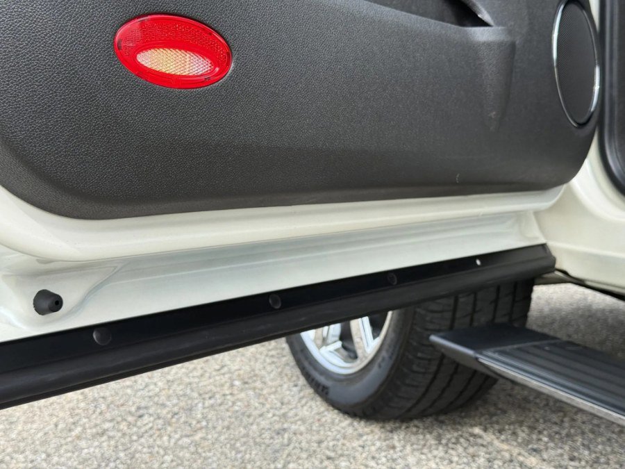 Used 2009 Cadillac Escalade Hybrid image 29