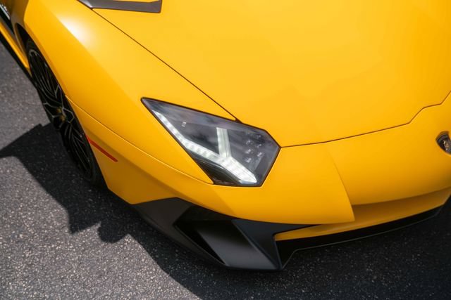 Used 2016 Lamborghini Aventador LP 750-4 Superveloce AWD/4WD image 34