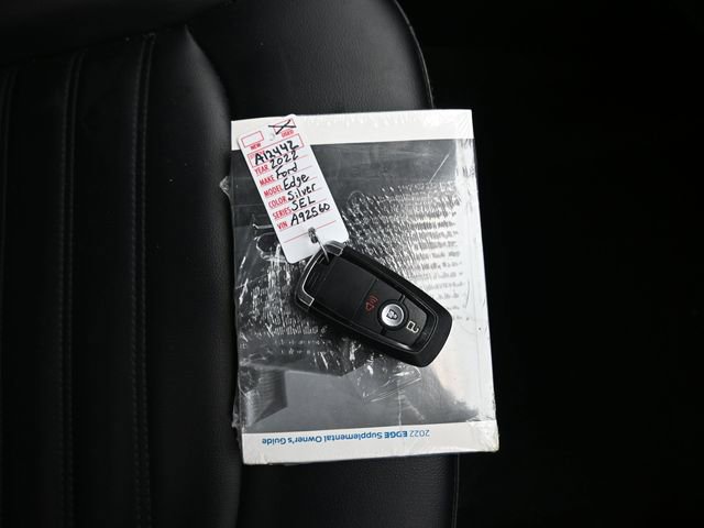 Used 2022 Ford Edge SEL image 10