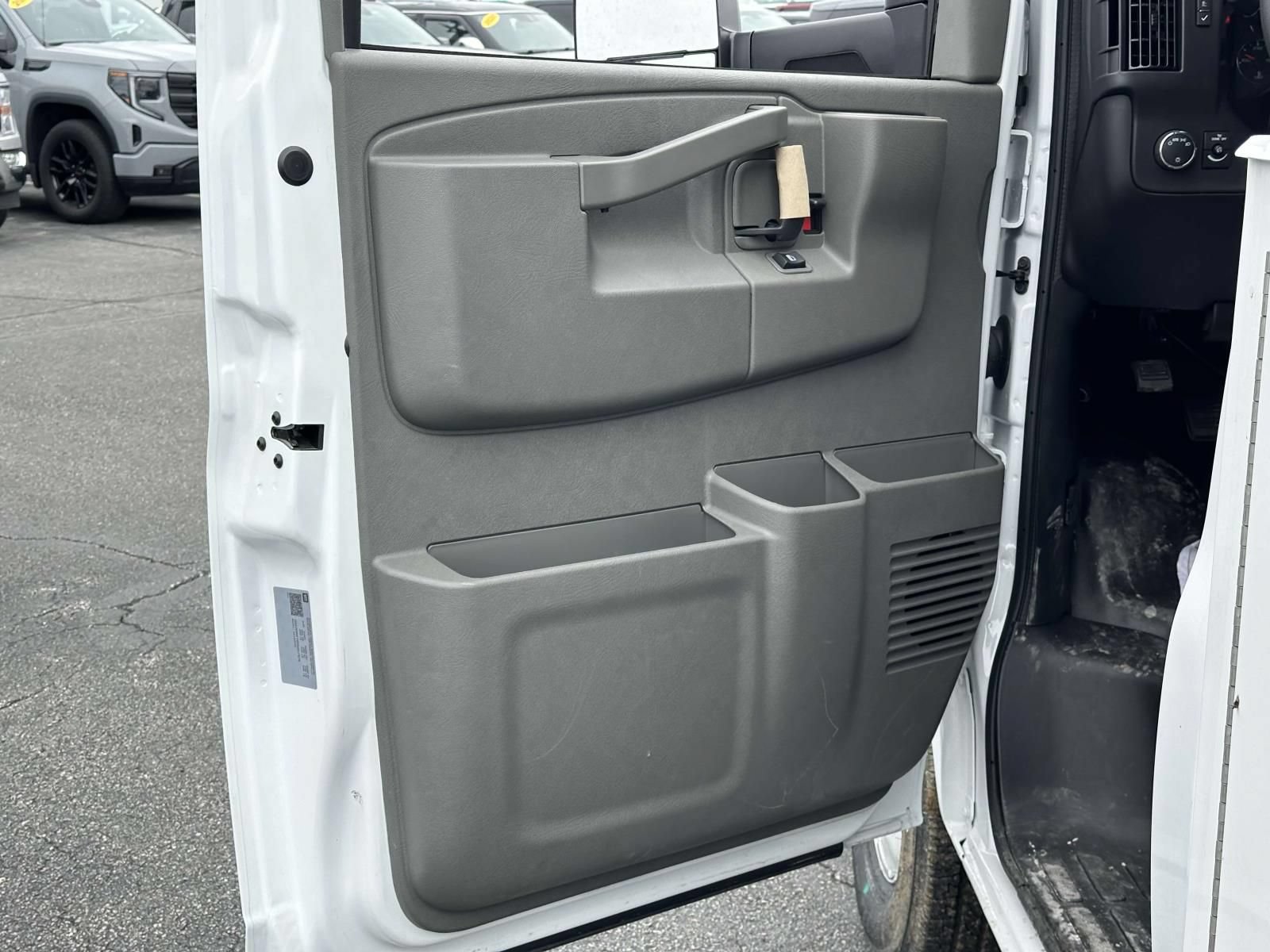 New 2024 Chevrolet Express 3500 w/ Power Convenience Package RWD image 13