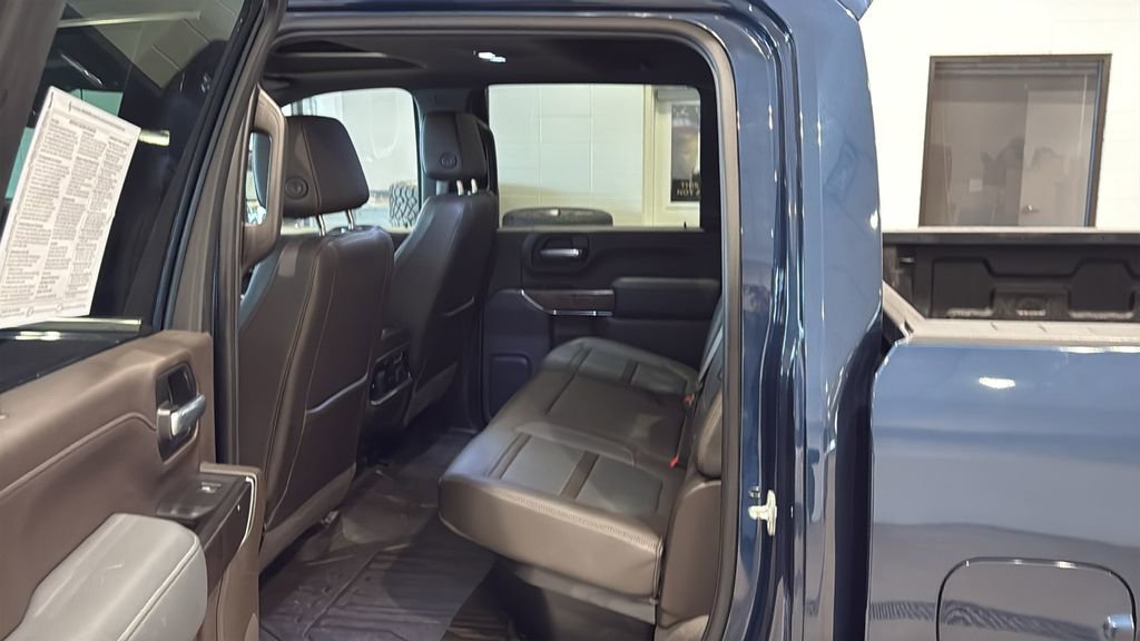 Used 2021 GMC Sierra 2500 Denali w/ Denali Ultimate Package image 18