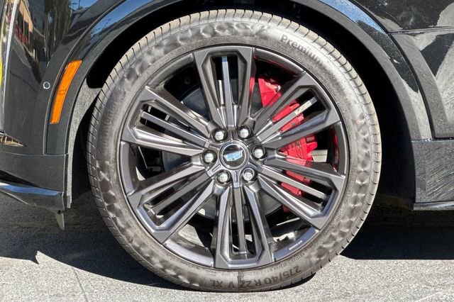 New 2026 Cadillac Lyriq V w/ LPO, Floor Liner Package image 25