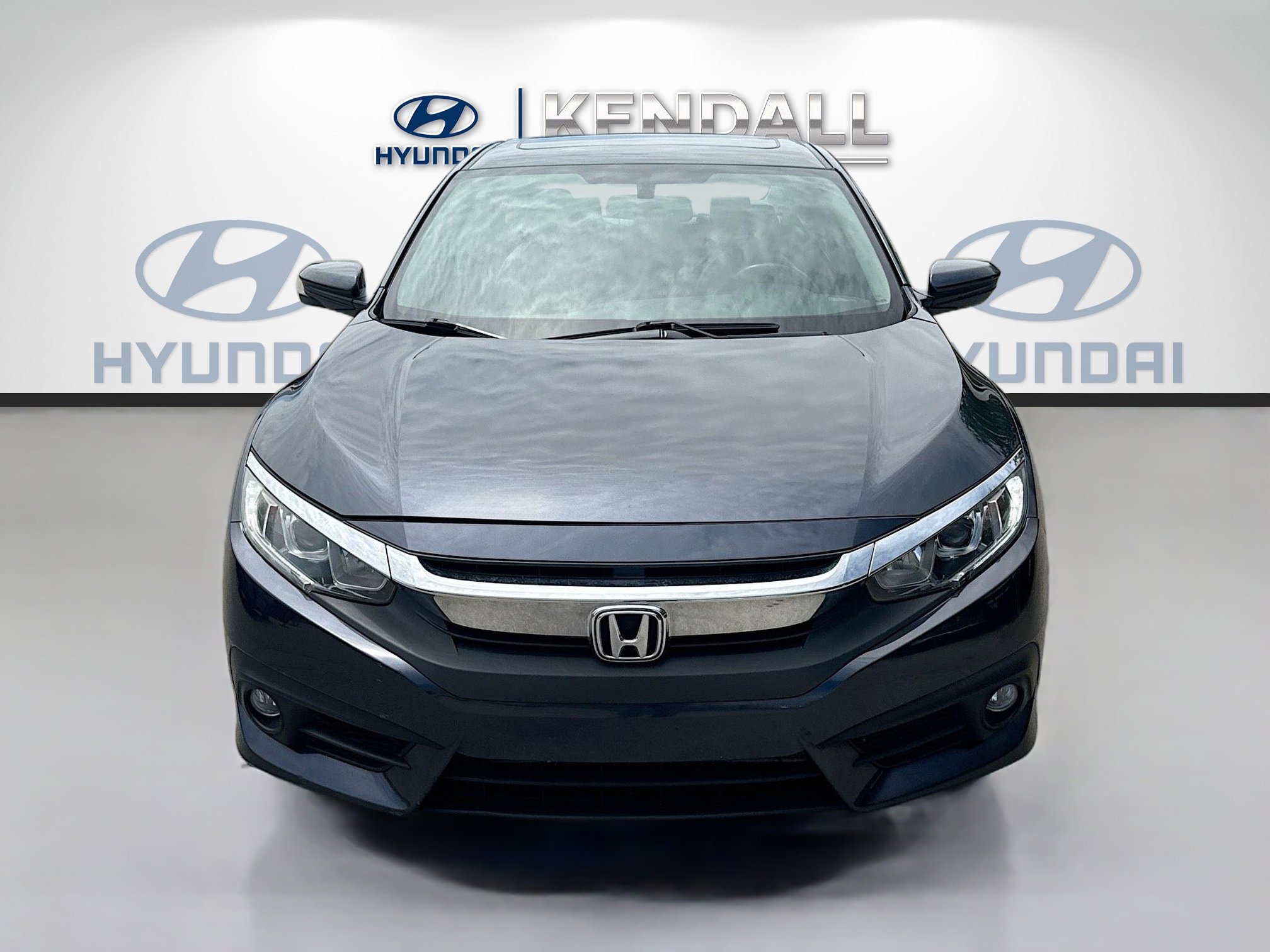 Used 2016 Honda Civic EX-L image 2