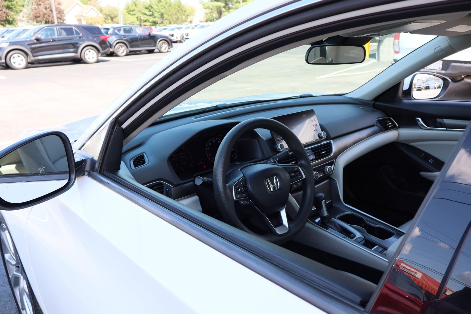 Used 2018 Honda Accord LX image 11