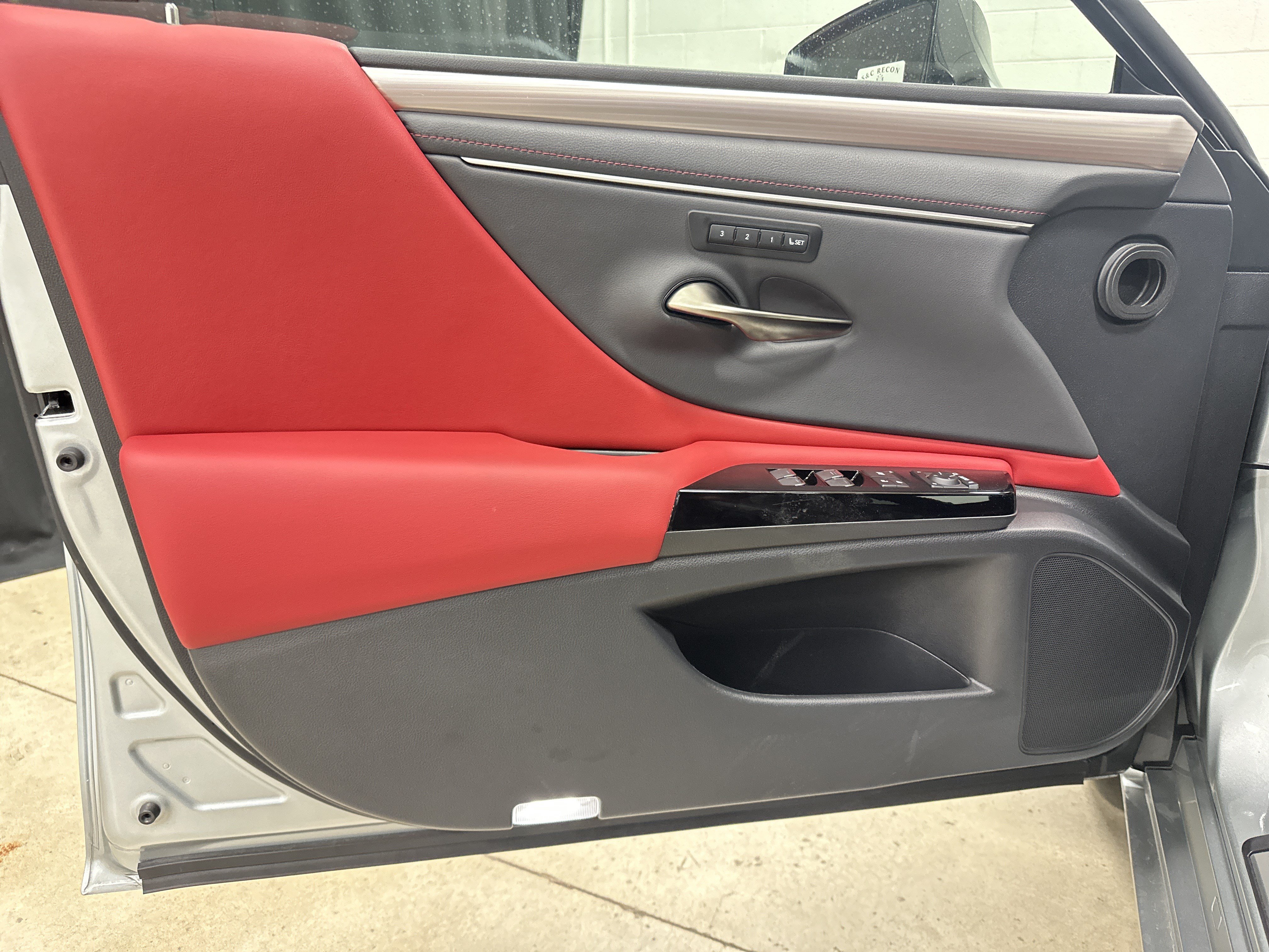 Used 2023 Lexus ES 350 F Sport FWD image 14