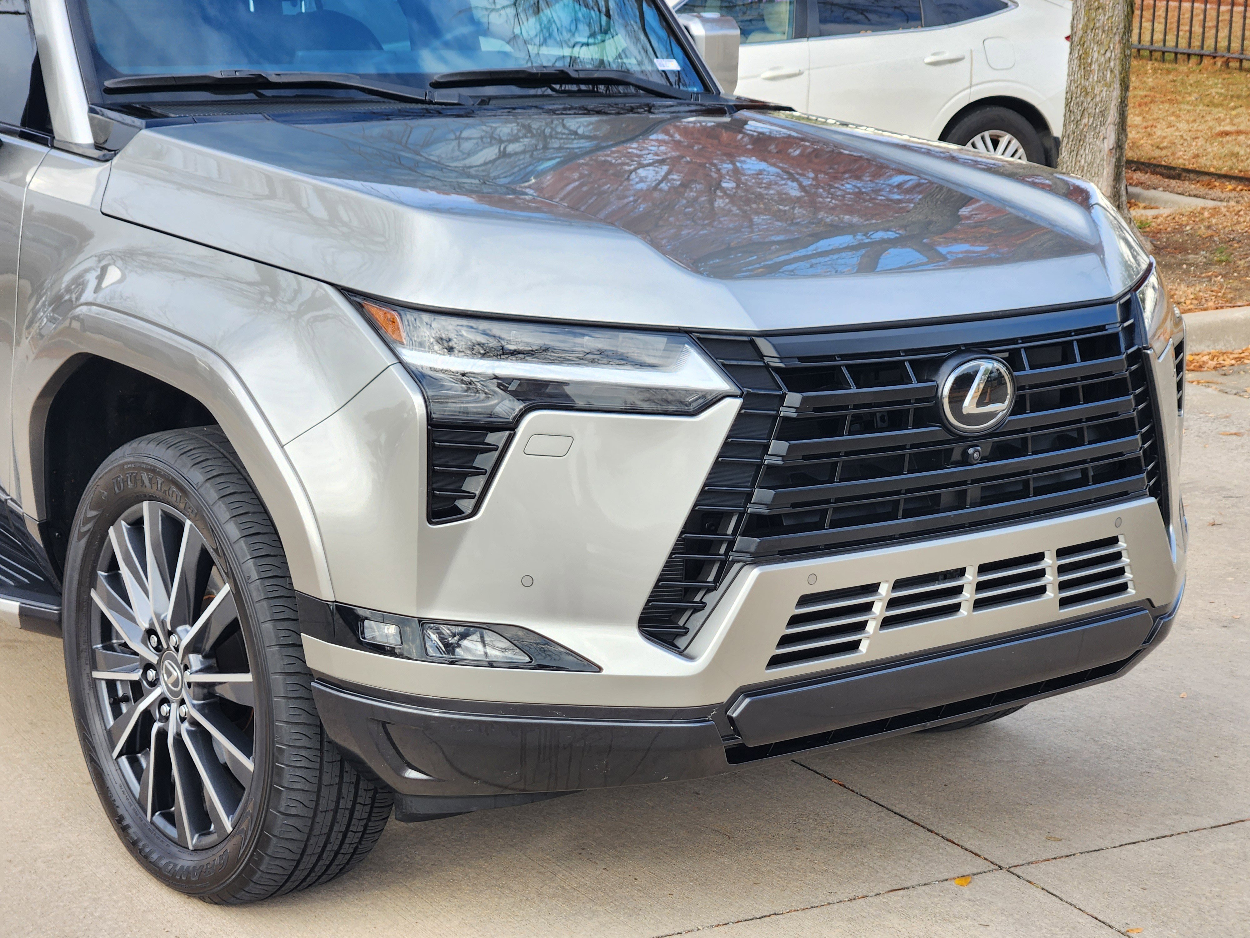 Used 2025 Lexus GX 550 image 7