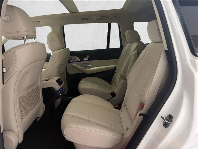 New 2027 Mercedes-Benz GLS 450 4MATIC image 16