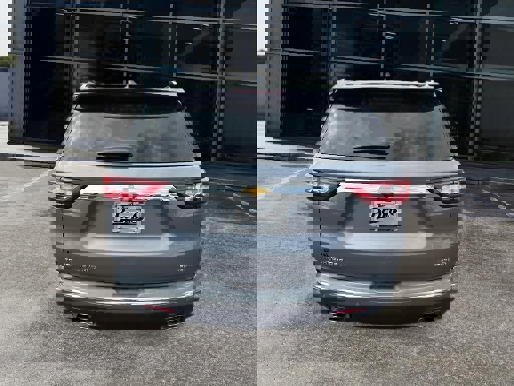 Used 2021 Chevrolet Traverse Premier image 6