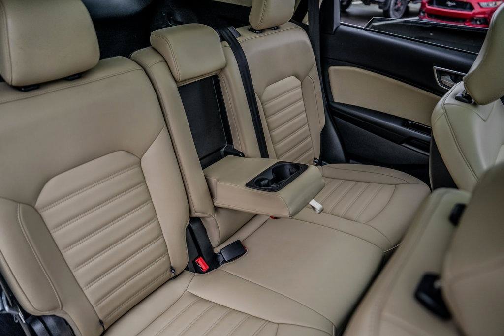 Used 2019 Ford Edge SEL w/ Equipment Group 201A FWD image 29