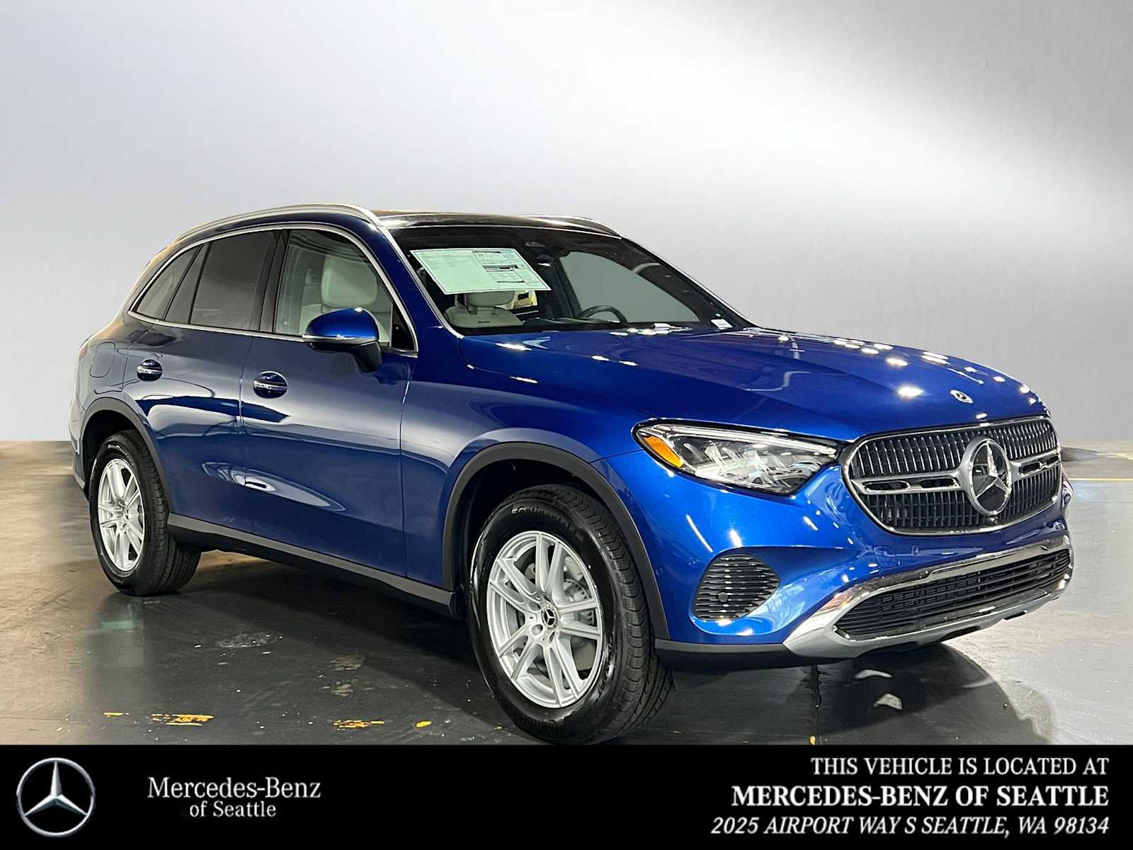 New 2025 Mercedes-Benz GLC 300 4MATIC