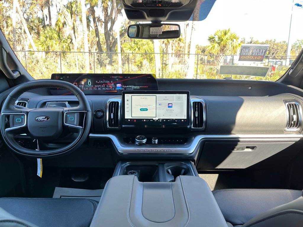 New 2025 Ford Expedition Platinum w/ Stealth Performance Package AWD/4WD image 7