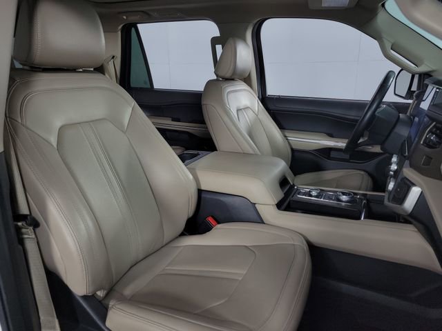 Used 2024 Ford Expedition Max Limited image 14