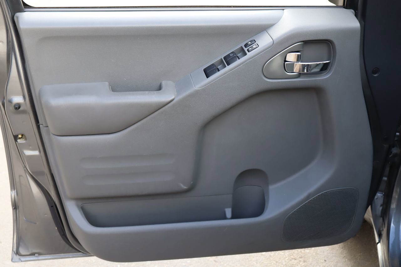 Used 2017 Nissan Frontier SV RWD image 18