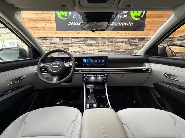 Used 2026 Hyundai Tucson SEL AWD/4WD image 16