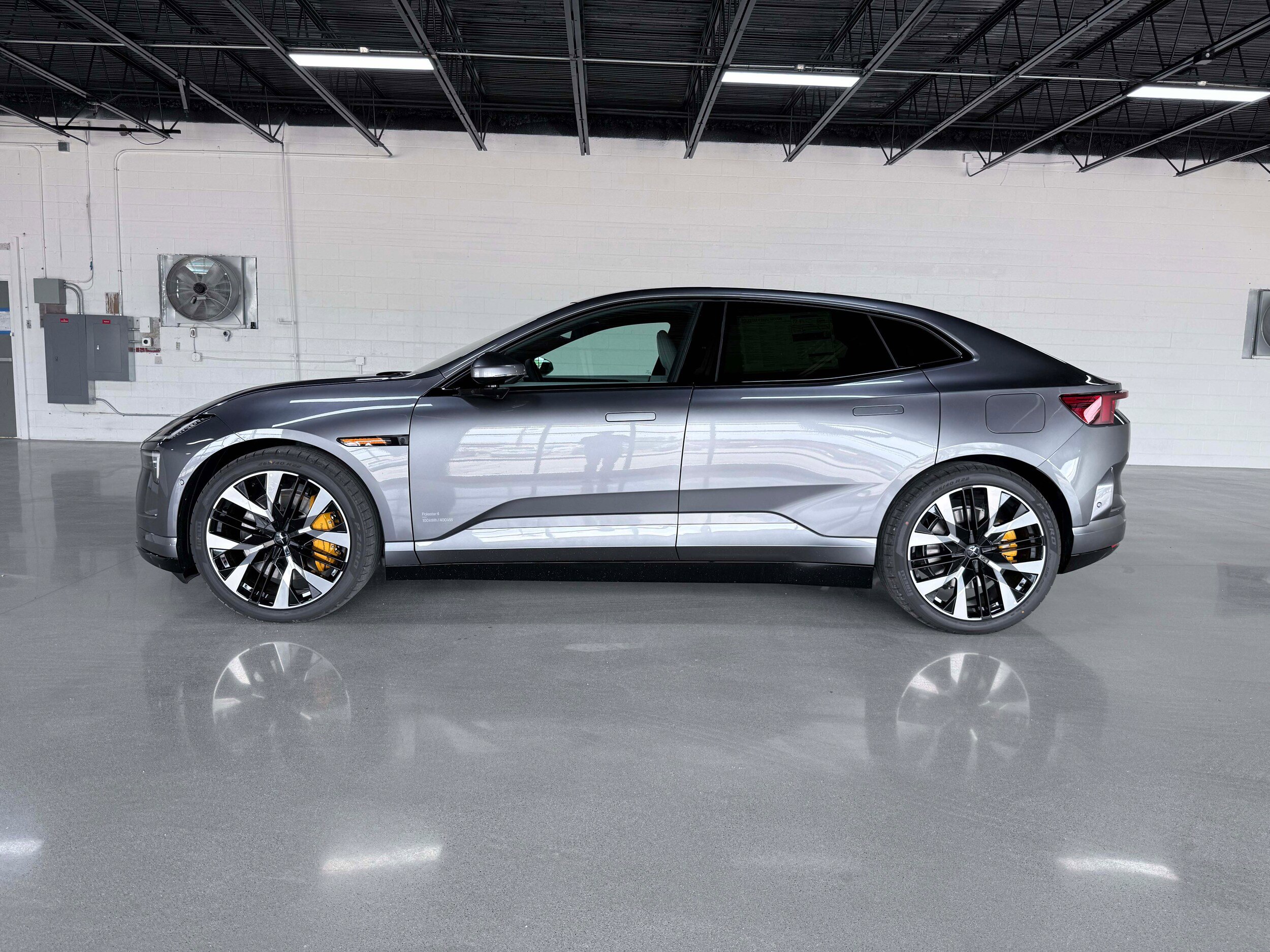 New 2026 Polestar Polestar 4 w/ Performance Pack AWD/4WD image 3