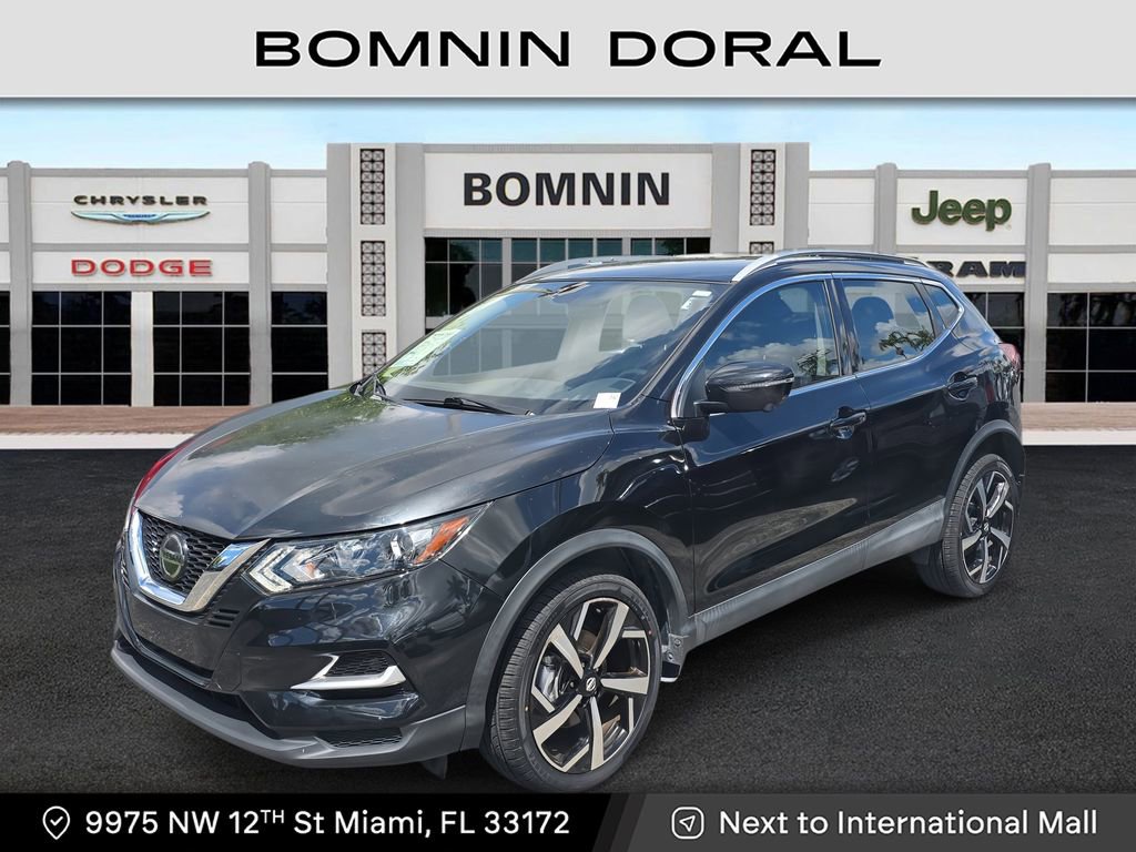 Used 2020 Nissan Rogue Sport SL FWD image 1