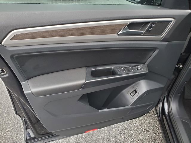 Used 2019 Volkswagen Atlas SE w/ Panoramic Sunroof Package image 14