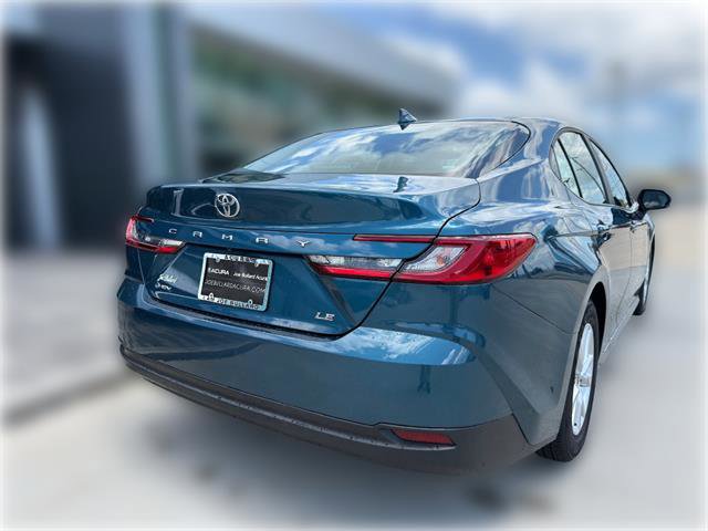 Used 2025 Toyota Camry LE image 9