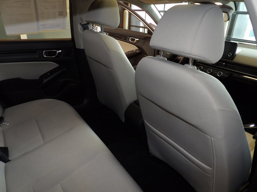Used 2022 Honda Civic EX image 17
