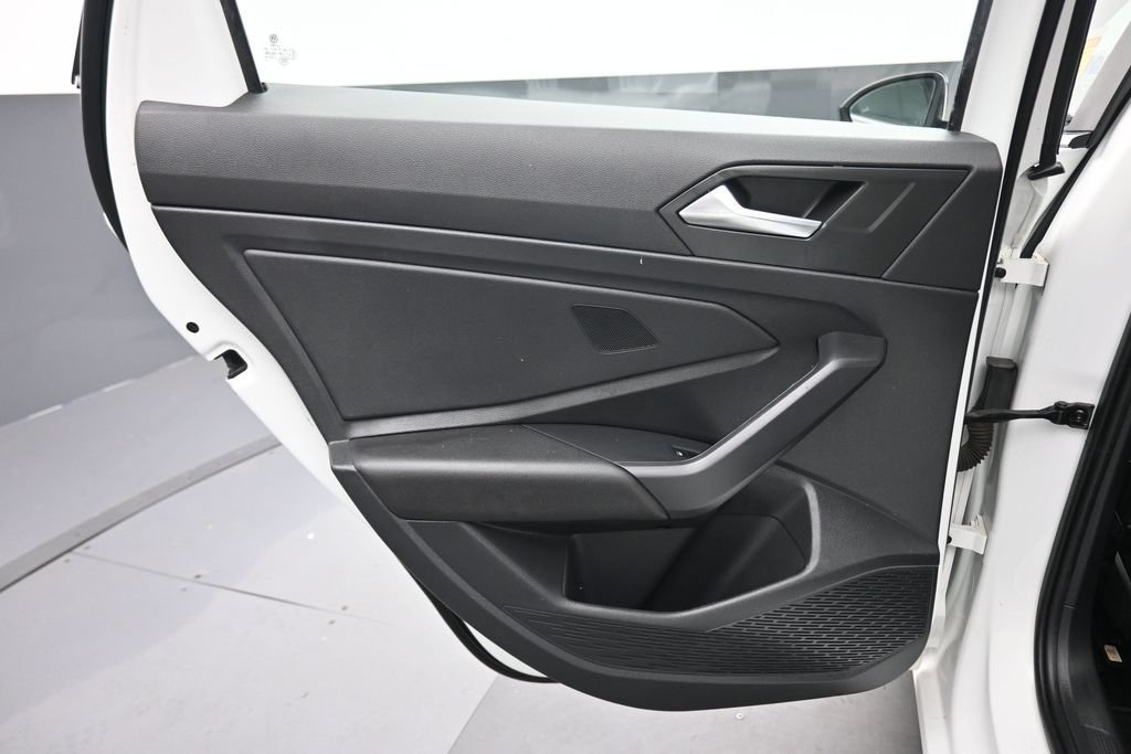 Used 2019 Volkswagen Jetta R-Line w/ R-Line Cold Weather Package FWD image 28