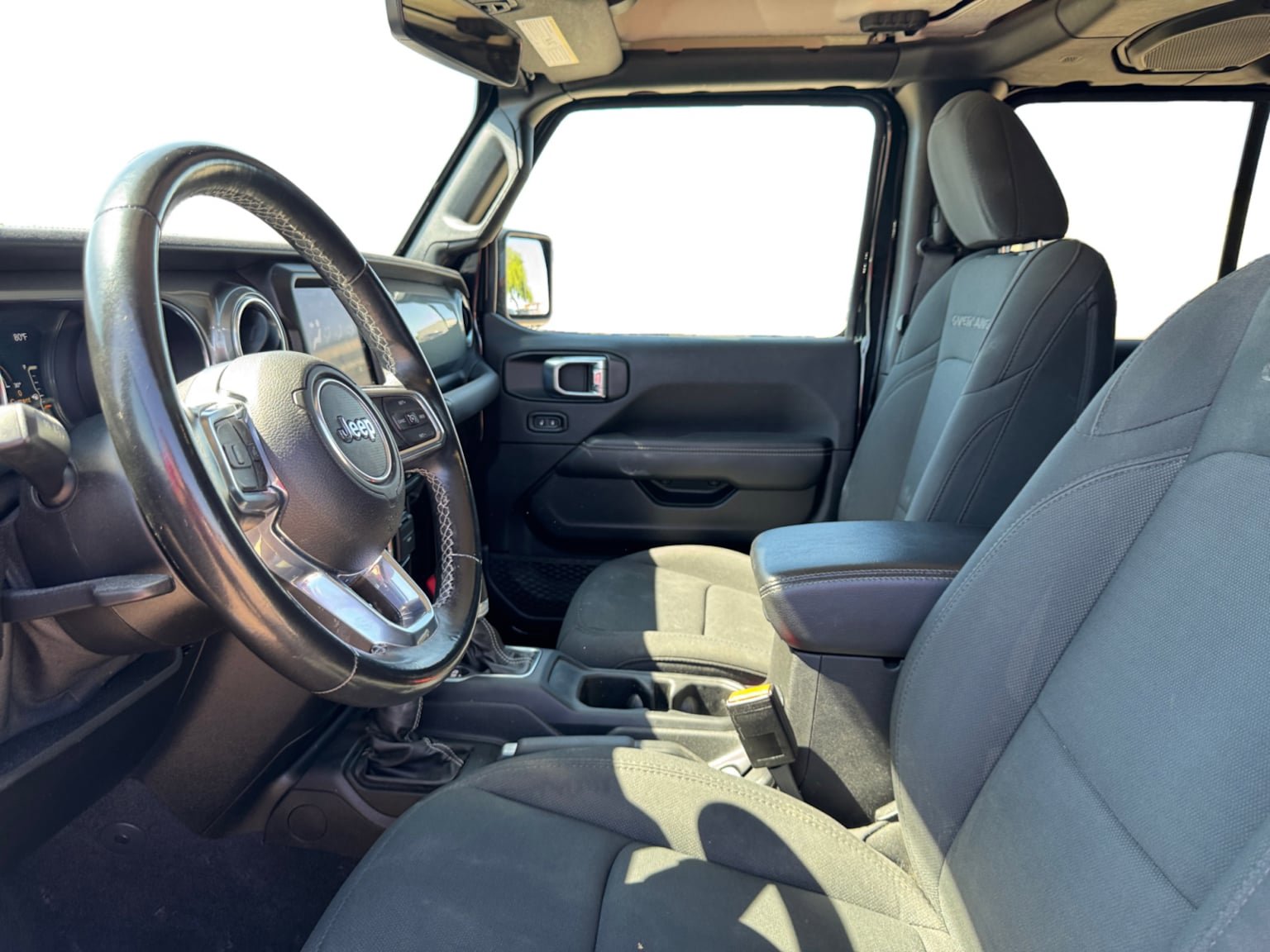 Used 2021 Jeep Gladiator Overland AWD/4WD image 15