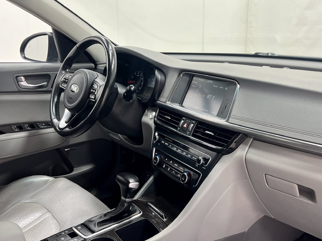 Used 2018 Kia Optima EX w/ Technology Package FWD image 22