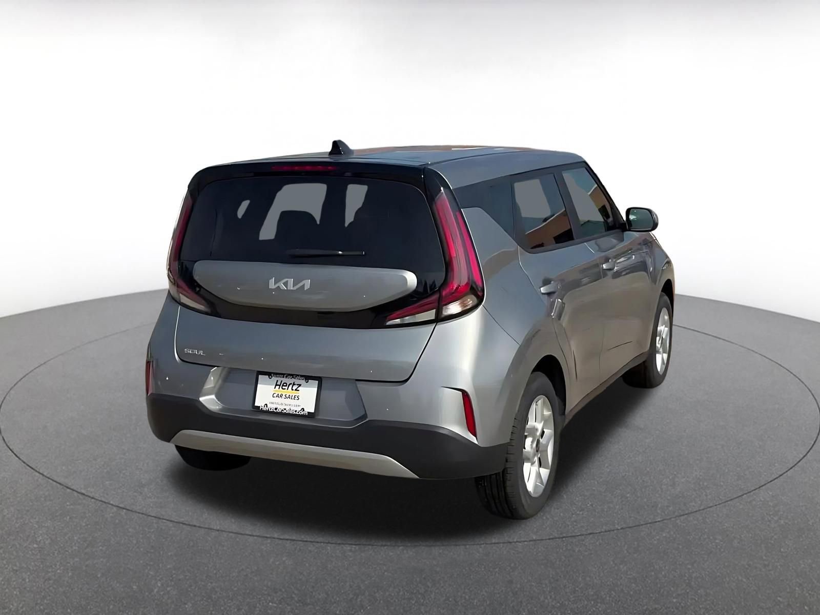 Used 2025 Kia Soul LX w/ LX Technology Package FWD image 15