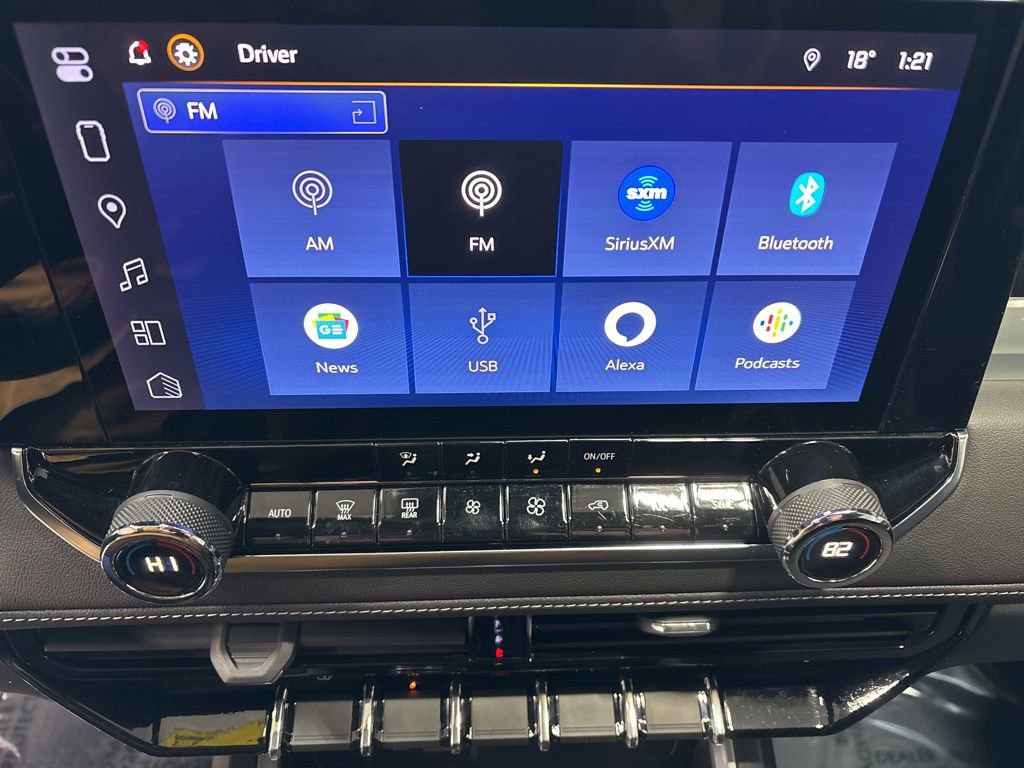 Used 2023 Chevrolet Colorado LT w/ LT Convenience Package III image 17