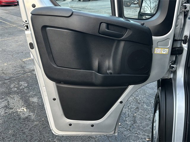 Used 2025 RAM ProMaster 2500 w/ Premium Convenience Group image 34