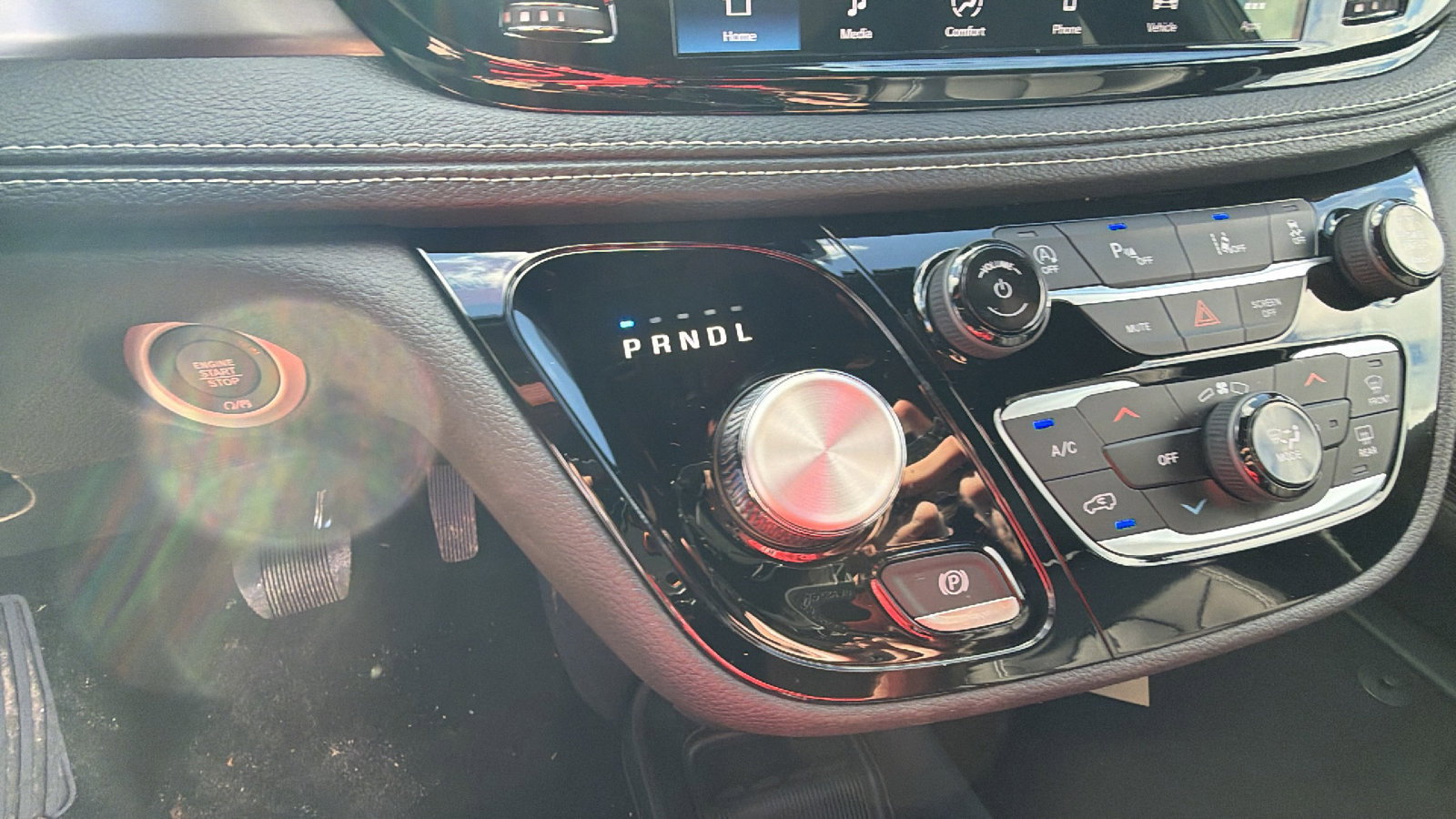 New 2026 Chrysler Pacifica Select image 24