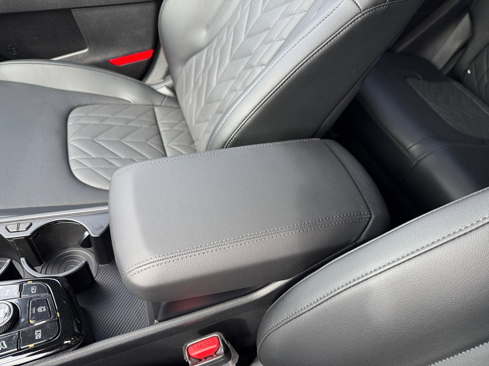 New 2025 Kia Sportage X-Pro image 14