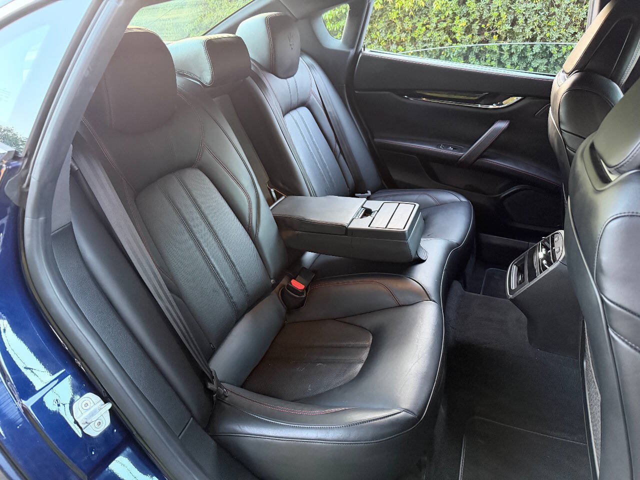 Used 2018 Maserati Quattroporte S GranSport RWD image 25