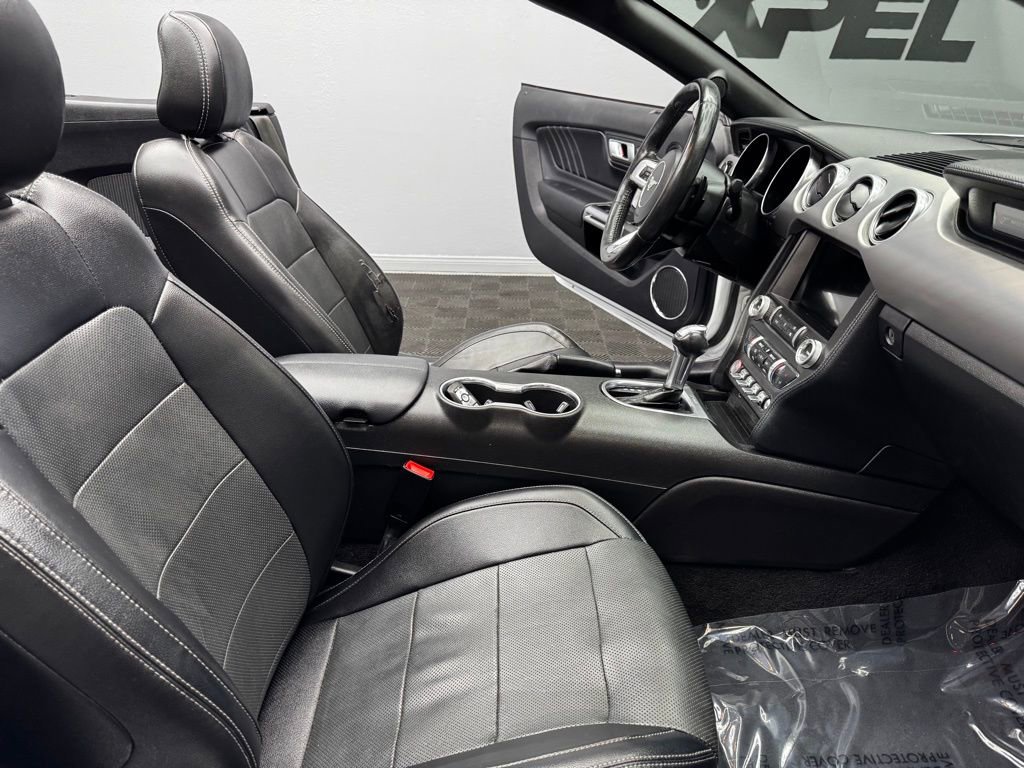 Used 2019 Ford Mustang Premium RWD image 43