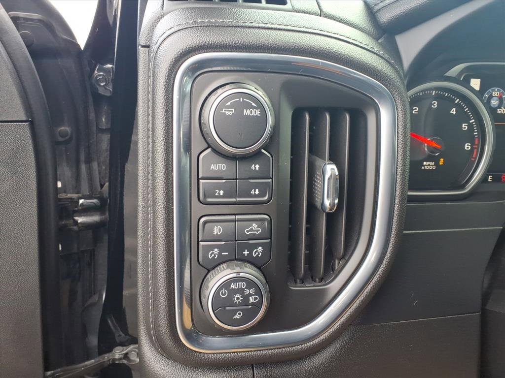 Used 2020 Chevrolet Silverado 1500 High Country image 17