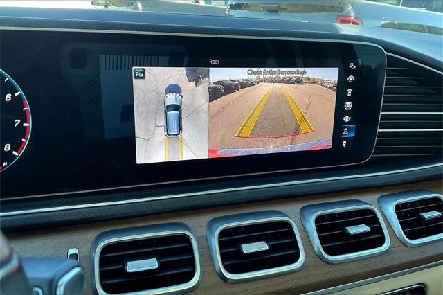 Used 2021 Mercedes-Benz GLE 350 4MATIC image 23