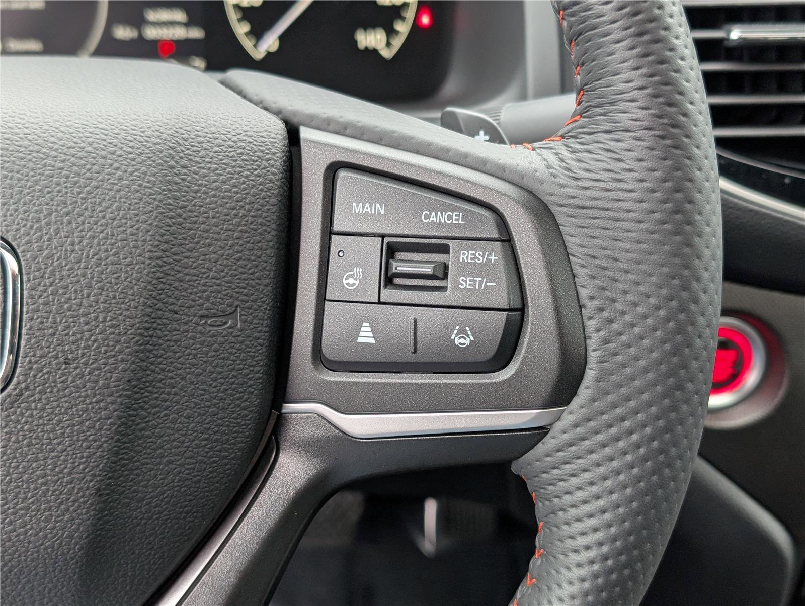 Used 2025 Honda Ridgeline TrailSport image 23